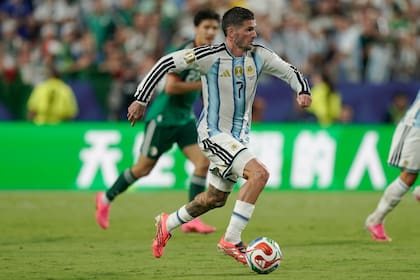 De Paul disputó siete de los ocho partidos del Mundial, aunque no completó los 90 minutos en ninguno