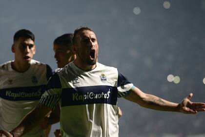 De penal, Brahian Alemán destrabó el partido y abrió el camino a la victoria para Gimnasia, ante Godoy Cruz