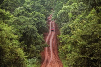 De Puerto Canoas a La Península, Misiones.