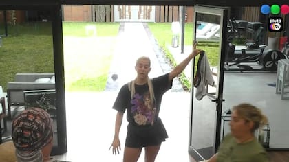 "¿De quién es?". Lucila encontró un bóxer sucio entre las prendas para lavar y tomó una tajante decisión