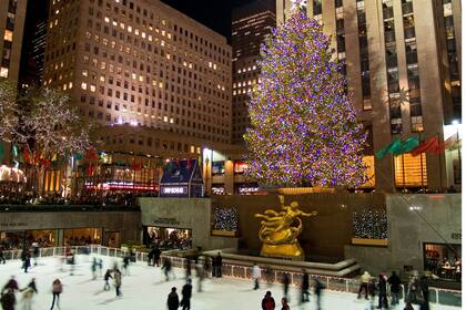 De Río a Londres, pasando por Nueva York y la Plaza Roja, los arbolitos navideños con más luces