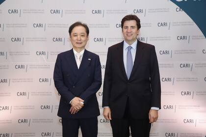 De Santibañes recibe al embajador del Japón, Yamauchi Hiroshi