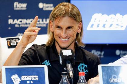 De una vereda a otra: Beccacece dejó Independiente y ya desembarcó en Racing