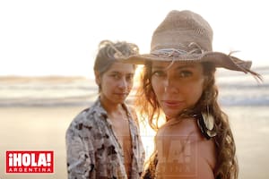 De vacaciones en México, su lugar en el mundo, posa junto a su novia y dice: “Hay que animarse a romper con los mandatos y a ser feliz como sea".