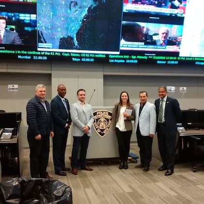 De visita -y aprendizaje- en el Departamento de Policía de la ciudad de Nueva York.