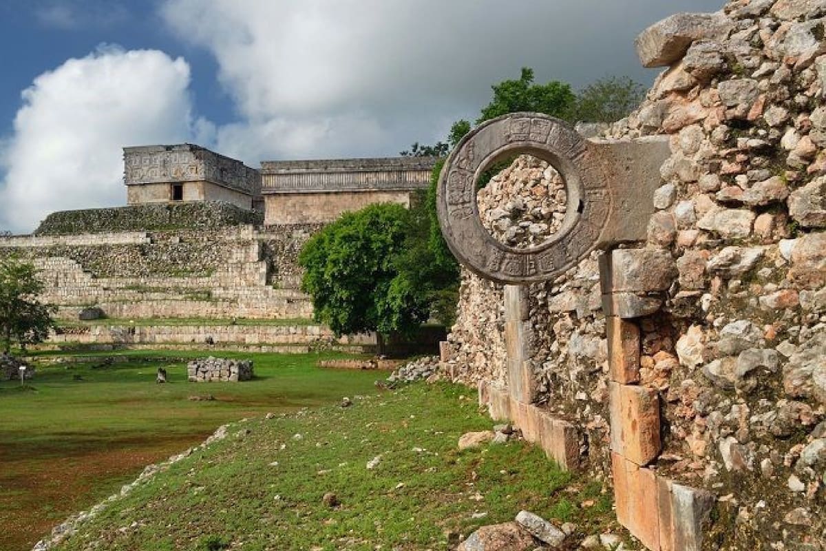 Debajo de una cancha de pelota maya encontraron una ciudad escondida