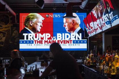 Debate televisado entre Donald Trump y Joe Biden. Crédito: Sarah Silbiger
