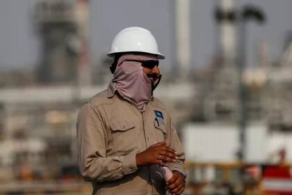 Debido a su crudo liviano, Arabia Saudita es uno de los países con mayor capacidad para aumentar rápidamente la producción de petróleo. Foto Reuters