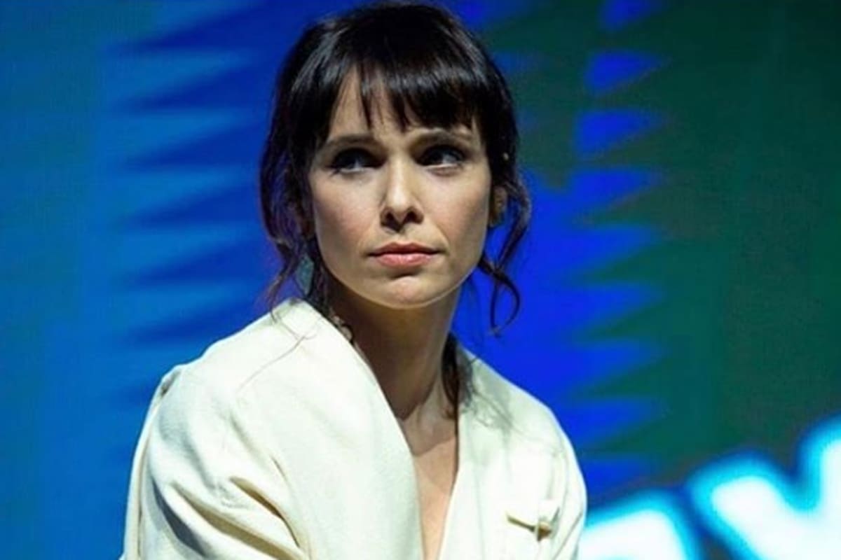 Debora Falabella, conocida por su trabajo en la telenovela El Clon, fue una de las famosas que se hizo eco de la llegada del actor al vecino país