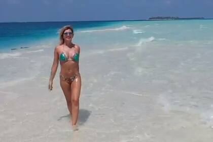 Débora Plager fue una de las tentadas, entre otro grupo de mujeres listas para empezar a ensayar