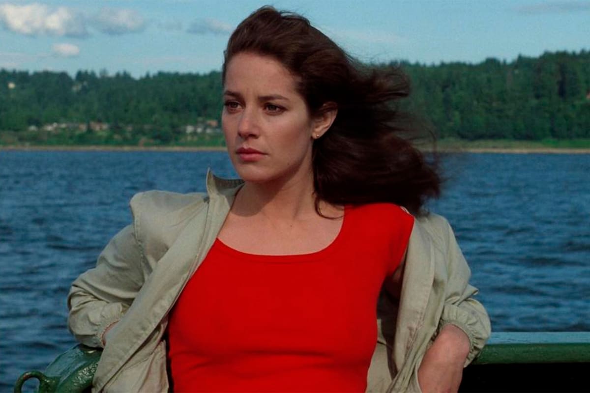 Debra Winger: la actriz que dijo "no" a Hollywood hoy clama contra el racismo