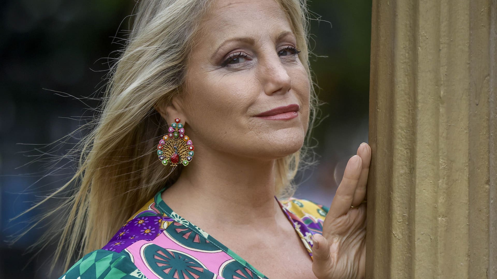 Debutó de casualidad en la TV, después vivió un boom de la mano de Señorita maestra: cómo es hoy la vida de Laura Tuny