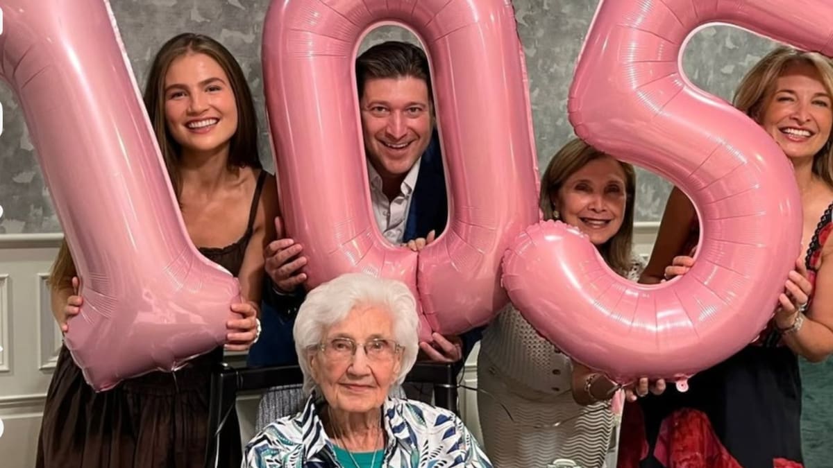 Anna Decanini, de 105 años: hace sentadillas, evita la comida chatarra y toma un espresso con cinco azúcares cada noche