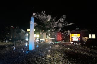 Decenas de 10.000 celebran en Argentina el triunfo de su equipo en semifinales del Mundial