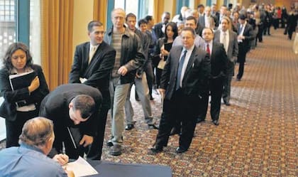 Empresas de Nueva York lanzaron nuevas vacantes con conocimiento fluido de Español con salarios competitivos que van desde US$1200 a la semana hasta US$60.000 al año.