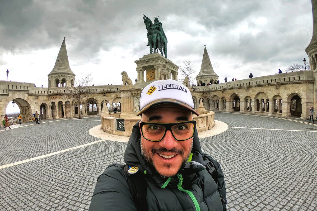 Decidilo fue un proyecto iniciado por Catalano en 2016 para cubrir la Copa América Centenario con un modelo de autogestión y que fue destacado por los Premios MoJo EFE-UOC, tras visitar 38 países y 5 continentes