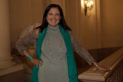 Declaran ciudadana ilustre a la escritora Claudia Piñeiro
