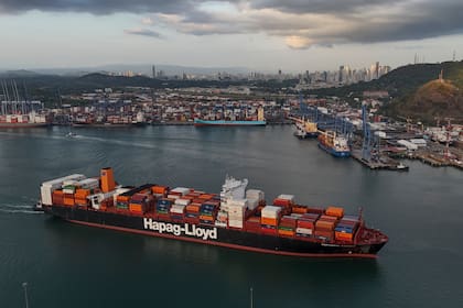 Declaran inconstitucional la concesión a empresa de Hong Kong para operar puertos de Canal de Panamá
