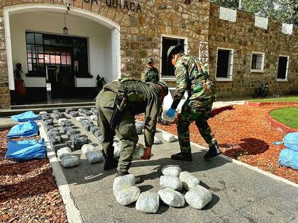 Decomisaron un cargamento de marihuana en La Quiaca
