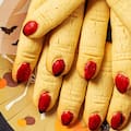 Dedos de bruja: la receta de Halloween ideal para compartir con los más chicos