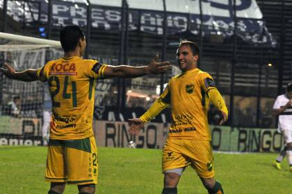 Defensa sorprendió a Gimnasia en El Bosque