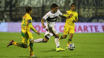 Defensa y Gimnasia abren la jornada del sábado