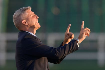 Hernán Crespo consiguió en Defensa y Justicia la segunda oportunidad en el fútbol argentino; antes tuvo un paso por Banfield en el que las cosas no le salieron bien