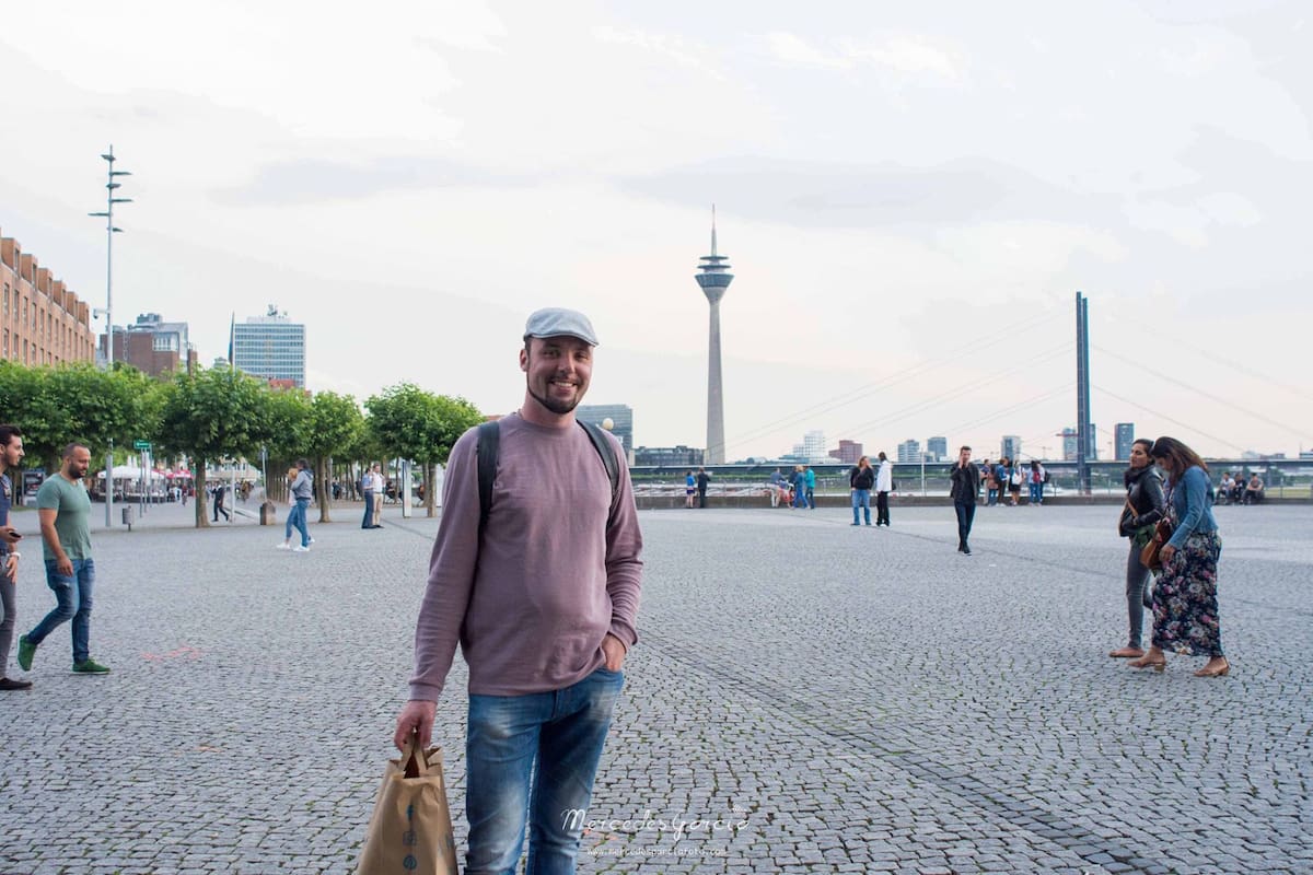 Dejó Alemania para vivir en Argentina.