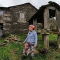 Lucía, 27 años, dejó todo y se mudó a una aldea de nueve habitantes: “Para mí, la compra del mes ronda los 50 euros”