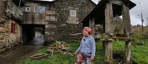 Lucía, 27 años, dejó todo y se mudó a una aldea de nueve habitantes: “Para mí, la compra del mes ronda los 50 euros”