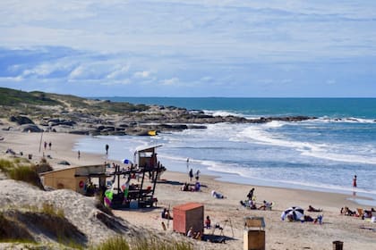Del Rivero es una de las tres playas que integran la costa de Punta de Diablo