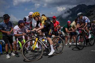 Del Toro gana la segunda etapa del Tour de Francia, Vingegaard sigue de amarillo