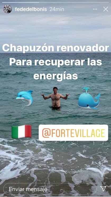 Delbonis compartió una imagen en el mar italiano tras alcanzar los cuartos de final en Cerdeña
