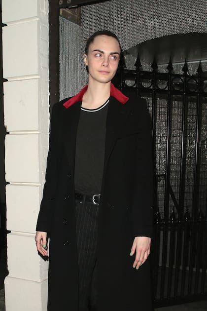 Delevingne feliz después de la primera función.