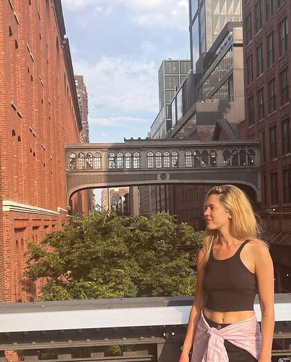 Delfina Chaves llegó a Nueva York para grabar la serie sobre Máxima