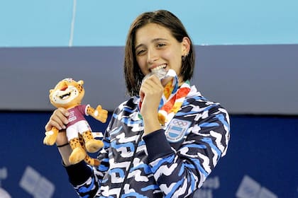 Delfina PIgnatiello obtuvo dos medallas plateadas, en los 800 metros libres y 400 metros libres