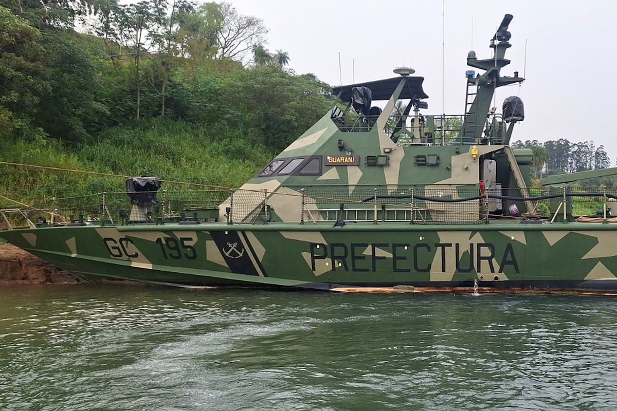 Delincuentes atacaron a tiros a la Prefectura Naval desde Paraguay