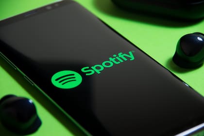 Delincuentes en Suecia usan la plataforma de descarga de música Spotify para el blanqueo de dinero.