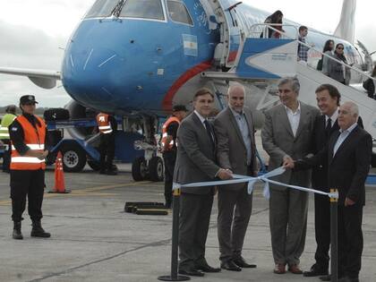 Dell’Acqua (centro), ayer, al inaugurar formalmente el hub Córdoba