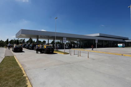 Con Retiro y Liniers cerradas por obras, la terminal Dellepiane se encontró con una actividad inesperada a tres años de su inauguración
