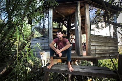 Rodrigo García desarrolló un sistema para purificar el agua del río