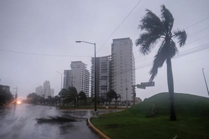 Si bien Delta perdió intensidad, no se descarta que puede aumentar
