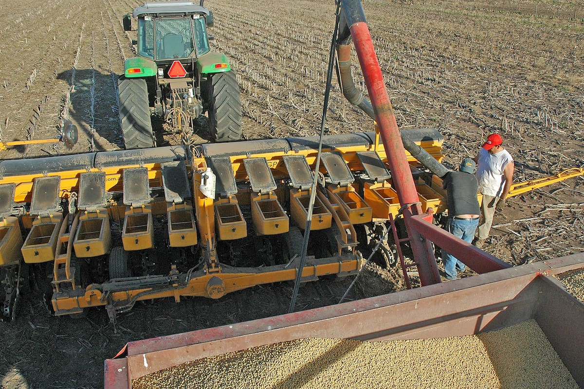 Demanda vigorosa para los insumos agrícolas para la nueva campaña