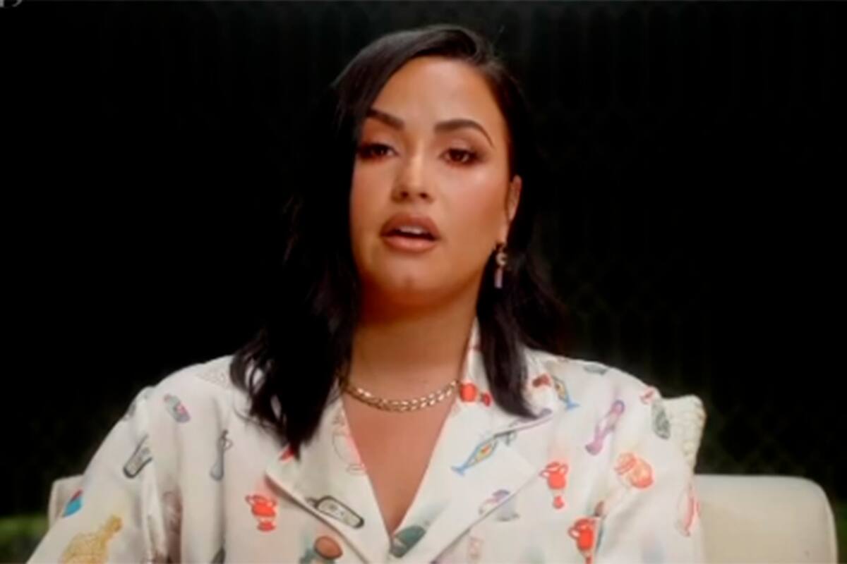 Demi Lovato, conductora televisiva, por un rato