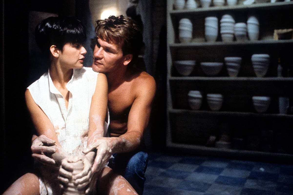 Demi Moore y Patrick Swayze sufrieron mucho al momento de filmar uno de los momentos más íntimos y recordados de Ghost, la sombra del amor