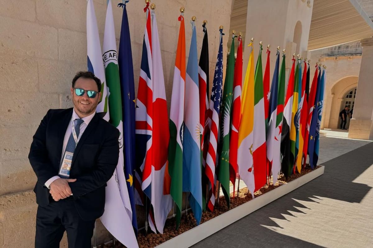 Demian Reidel, con gafas de sol, durante la cumbre del G7, en Italia, el año pasado