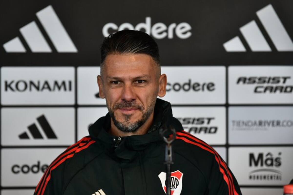 Demichelis ofreció una extensa conferencia de prensa luego de la obtención de su primer título como DT de River (Twitter.com/RiverPlate)