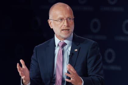 Demócratas del Senado de EE. UU. cuestionan a líder de Comunicaciones por polémica con Jimmy Kimmel