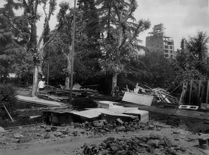 El Palacio fue bombardeado y posteriormente demolido en 1958 por decisión del gobierno de facto