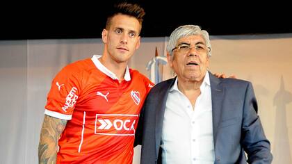 Denis, junto a Moyano, en otros tiempos
